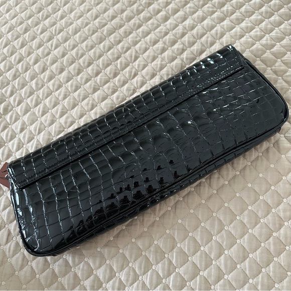 Designer Patent embossed leather clutch - Picture 5 of 7